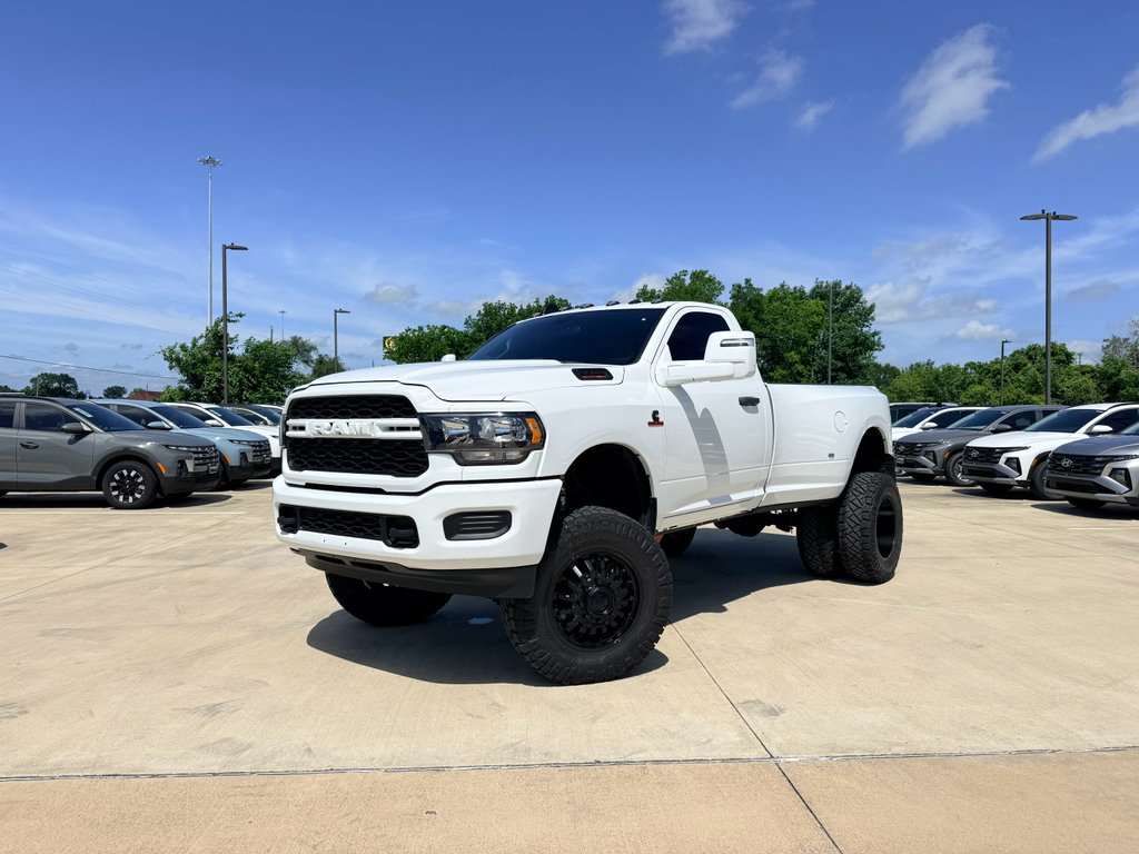 Used 2023 RAM 3500 Tradesman AWD/4WD image 10