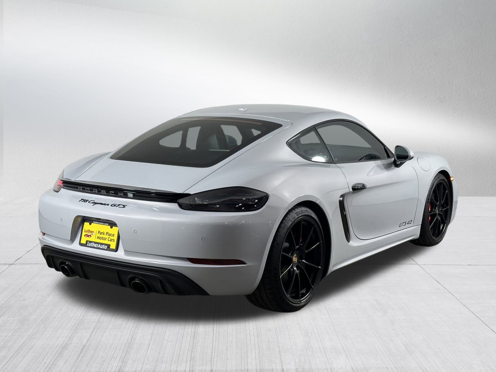 Used 2023 Porsche 718 Cayman GT4 image 8