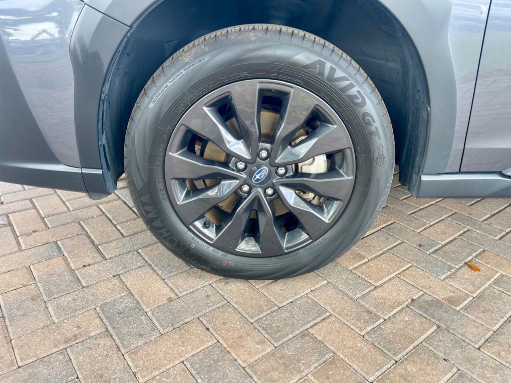 Used 2025 Subaru Outback Onyx Edition image 10