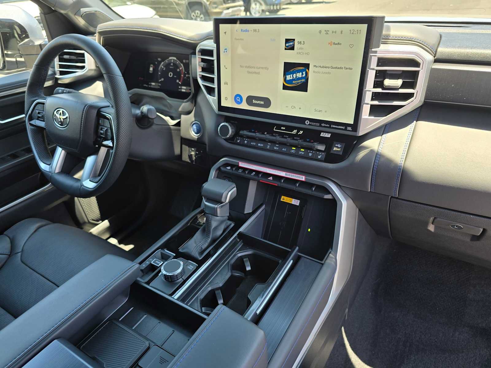 Certified 2024 Toyota Sequoia Platinum AWD/4WD image 10