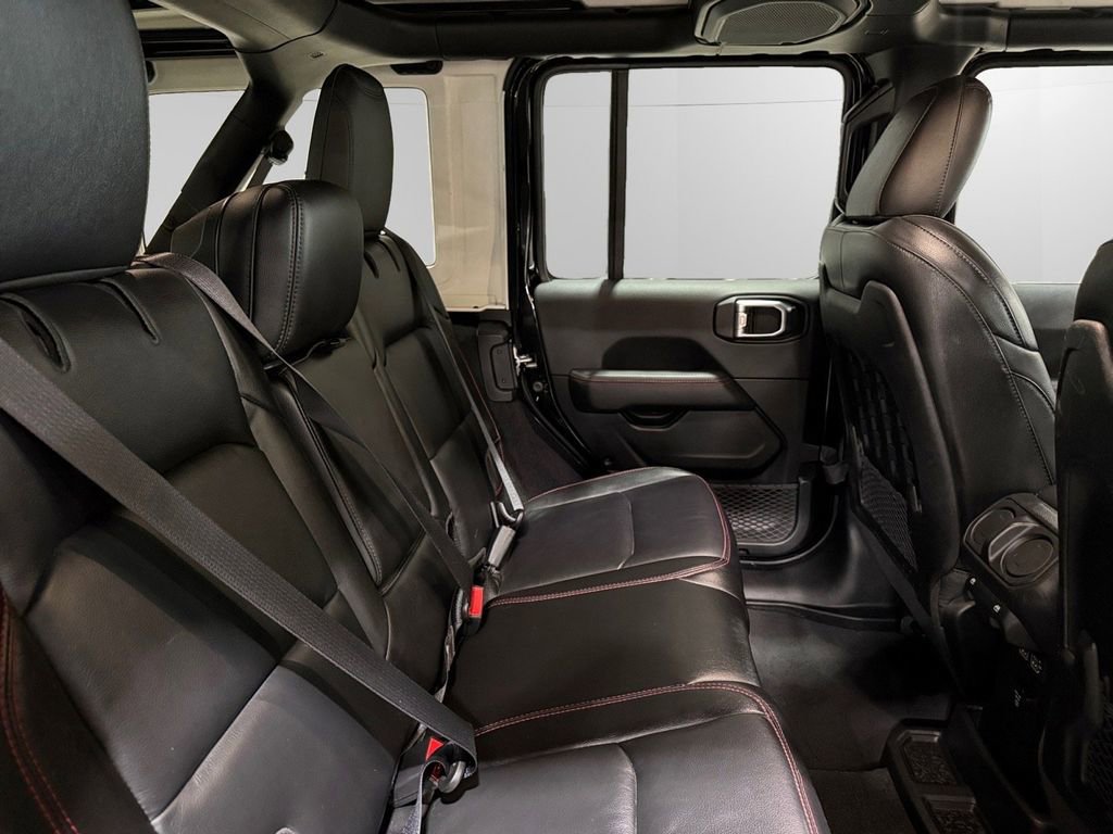 Used 2021 Jeep Wrangler Unlimited Rubicon w/ Uconnect 4C Nav & Sound Group AWD/4WD image 16