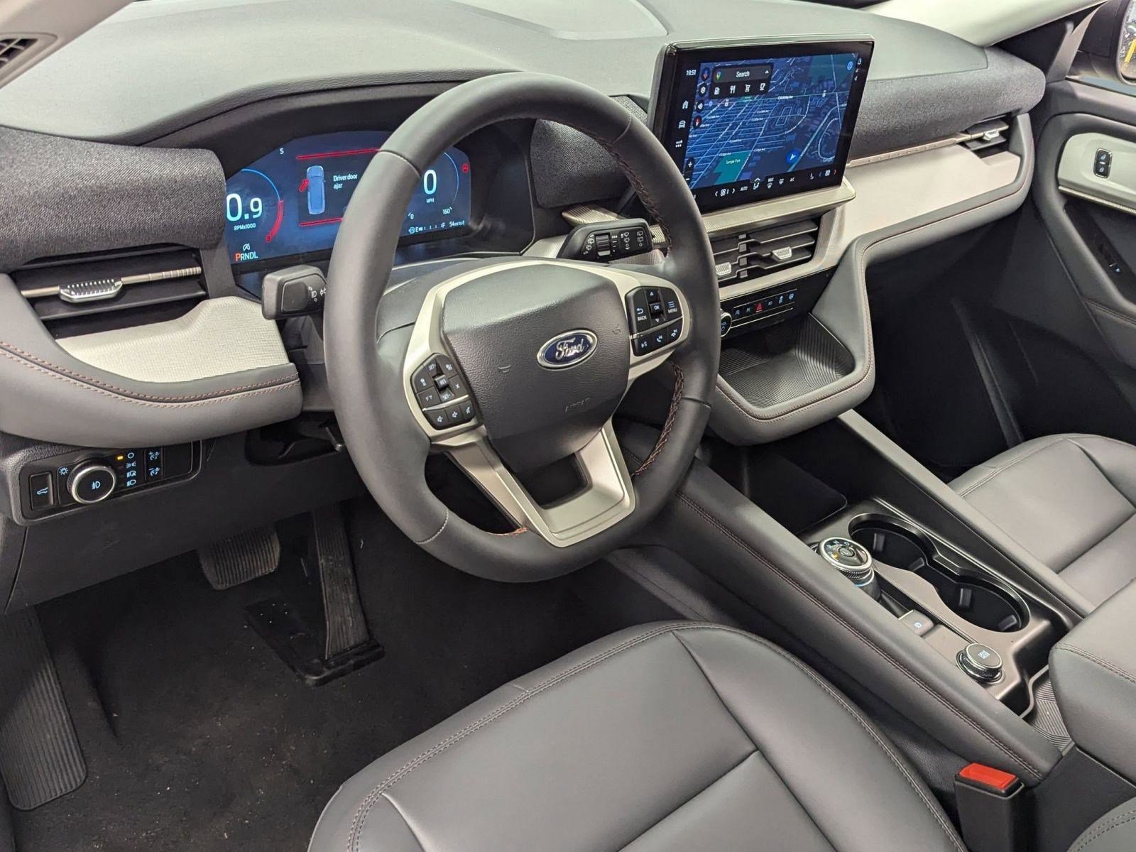 New 2026 Ford Explorer Active w/ Active Comfort Package image 3