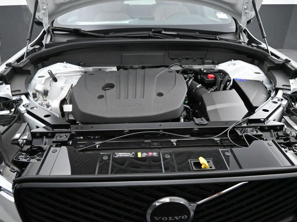 New 2026 Volvo XC60 B5 Plus w/ Protection Package Premier image 40