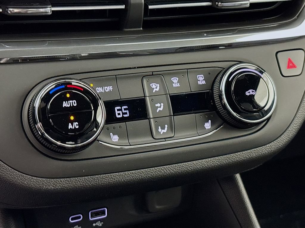 New 2026 Buick Envista Sport Touring w/ Convenience I Package FWD image 16