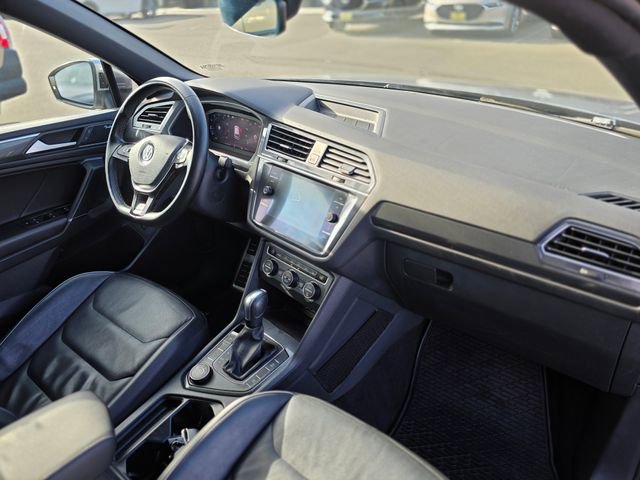 Used 2020 Volkswagen Tiguan SEL Premium R-Line AWD/4WD image 9