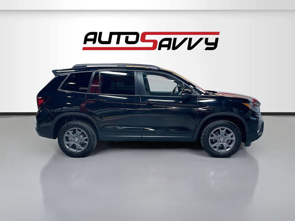 Used 2025 Honda Passport TrailSport image 8