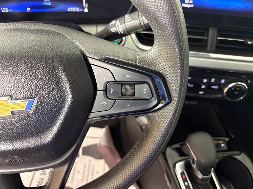 Used 2024 Chevrolet Trax LT FWD image 24