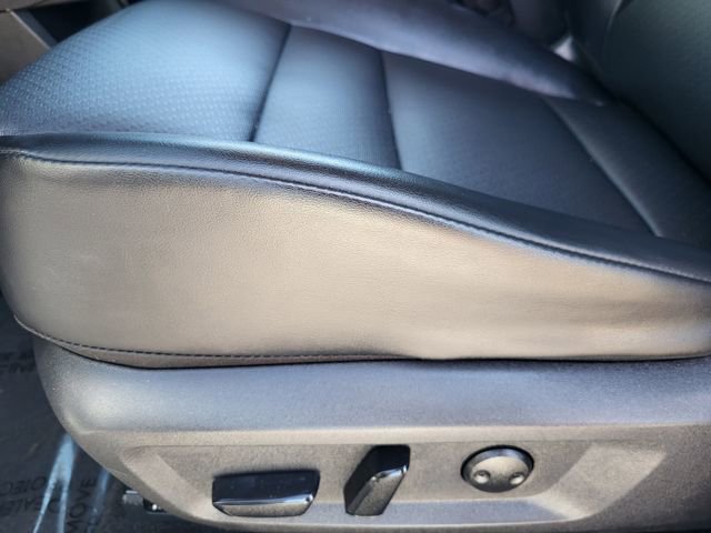 Certified 2024 Nissan Rogue SV w/ SV Premium Package AWD/4WD image 16