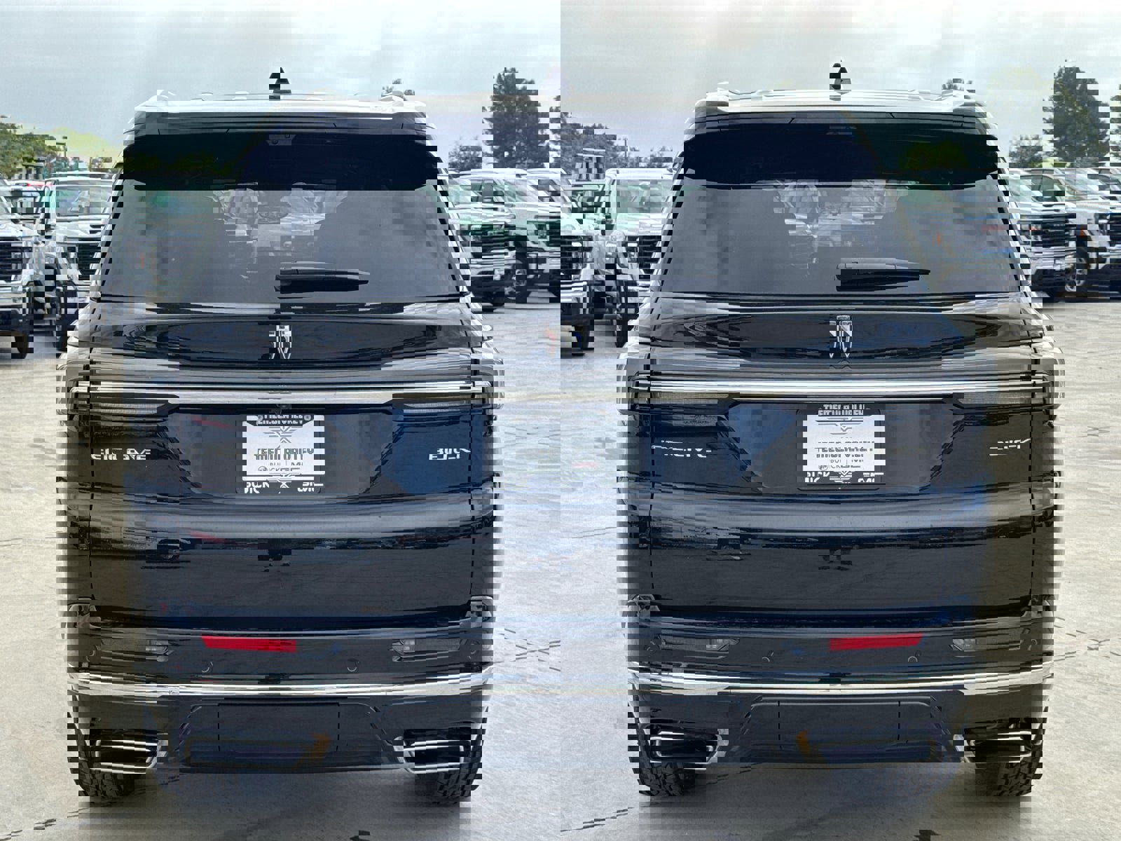 Used 2026 Buick Enclave Avenir w/ Super Cruise Package image 15