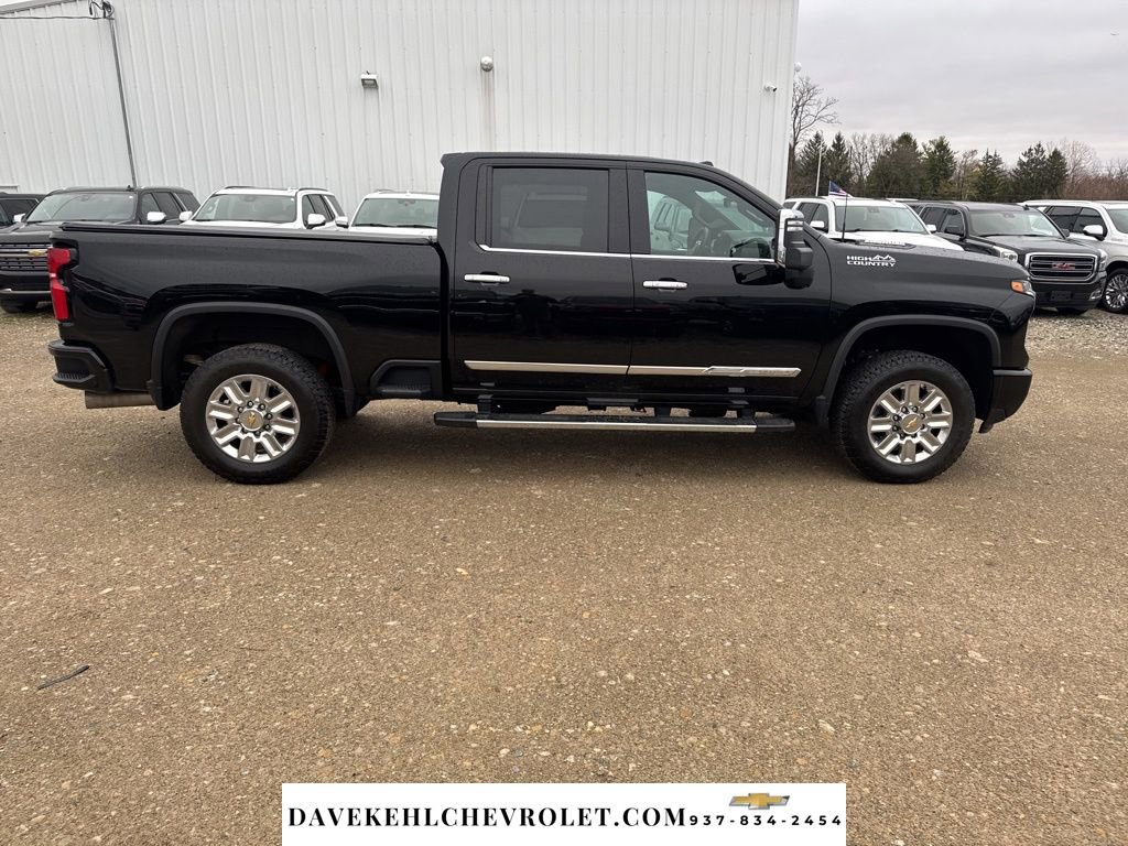 Used 2025 Chevrolet Silverado 2500 High Country w/ High Country Premium Package image 6