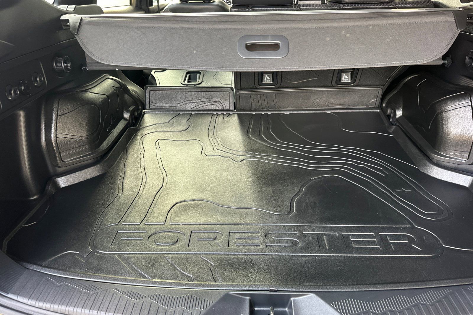 Used 2025 Subaru Forester Touring image 18