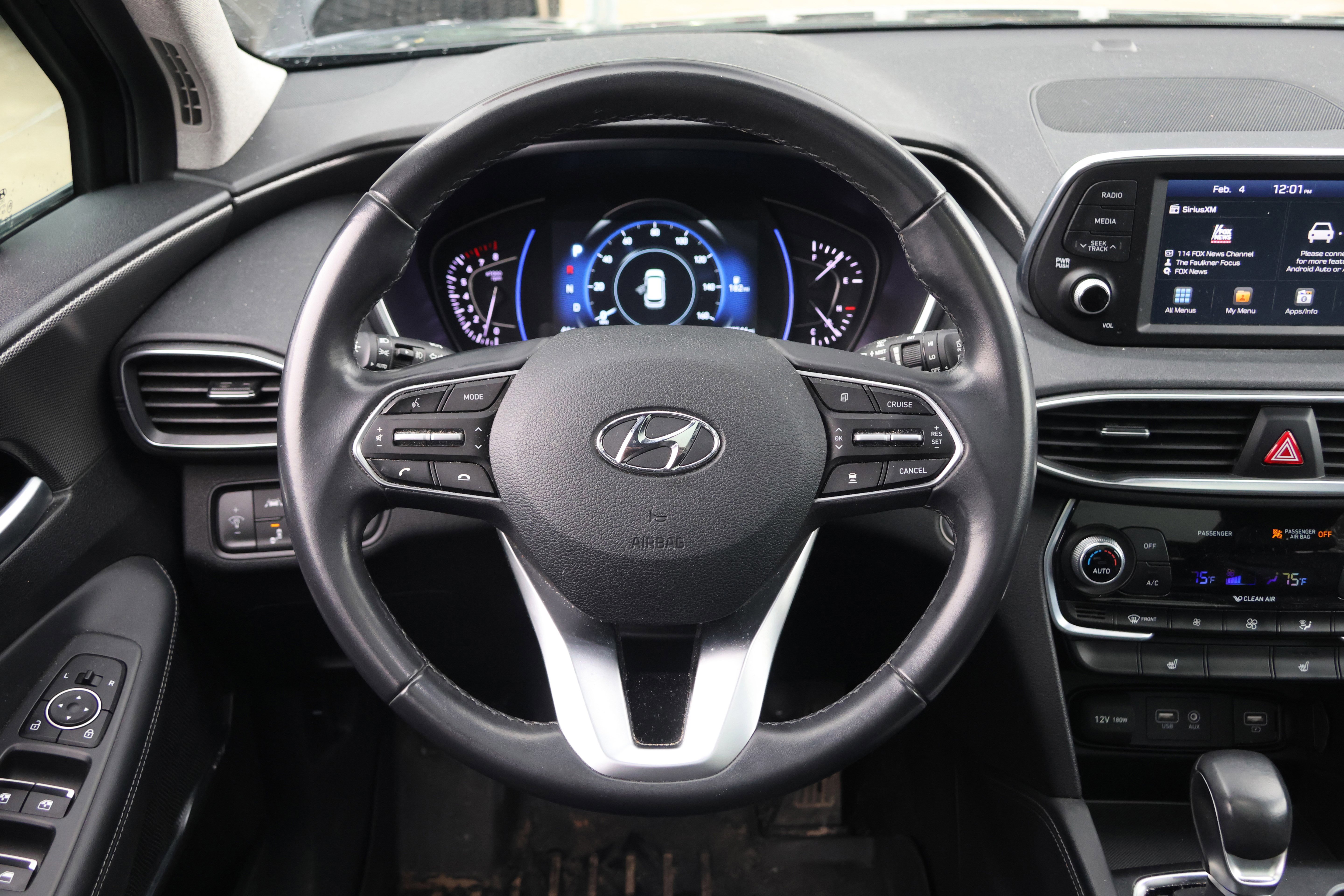 Used 2019 Hyundai Santa Fe Limited image 16