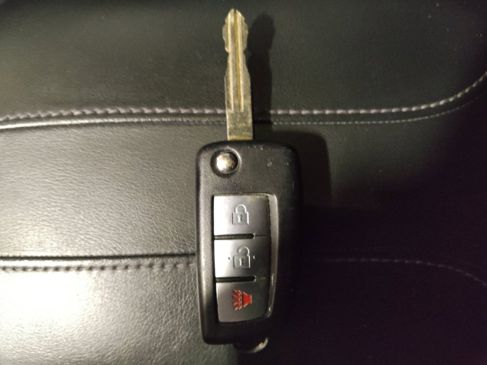 Used 2017 Nissan Rogue S image 32