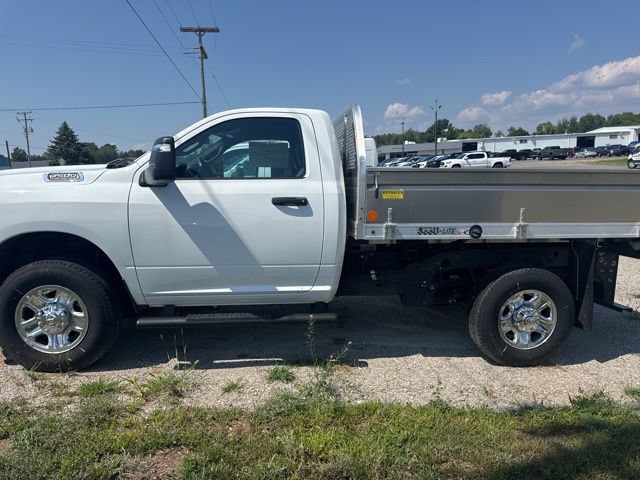 New 2024 RAM 2500 Tradesman w/ Chrome Appearance Group AWD/4WD image 2