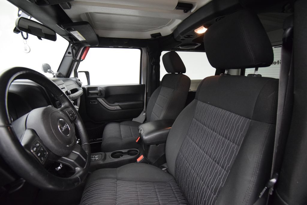 Used 2012 Jeep Wrangler Sport AWD/4WD image 13