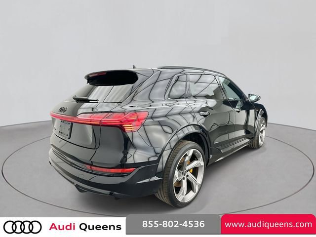 Certified 2023 Audi e-tron S Premium Plus w/ Black Optic Package image 4