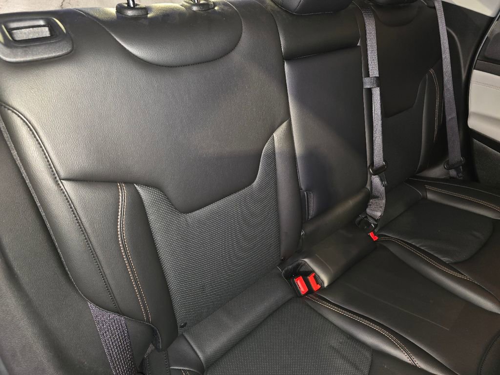 Used 2022 Jeep Compass Limited image 20