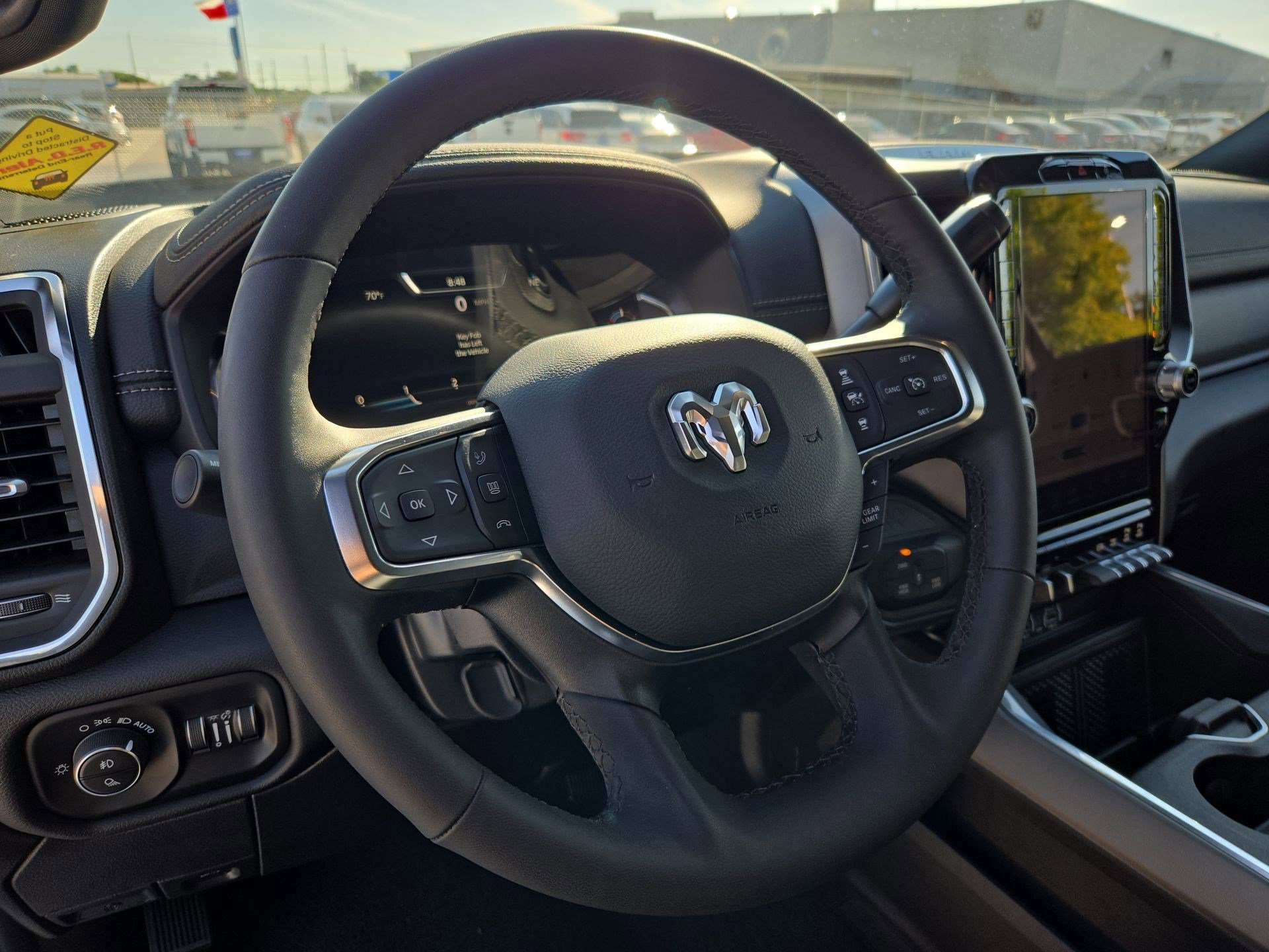 Used 2025 RAM 2500 Laramie AWD/4WD image 17