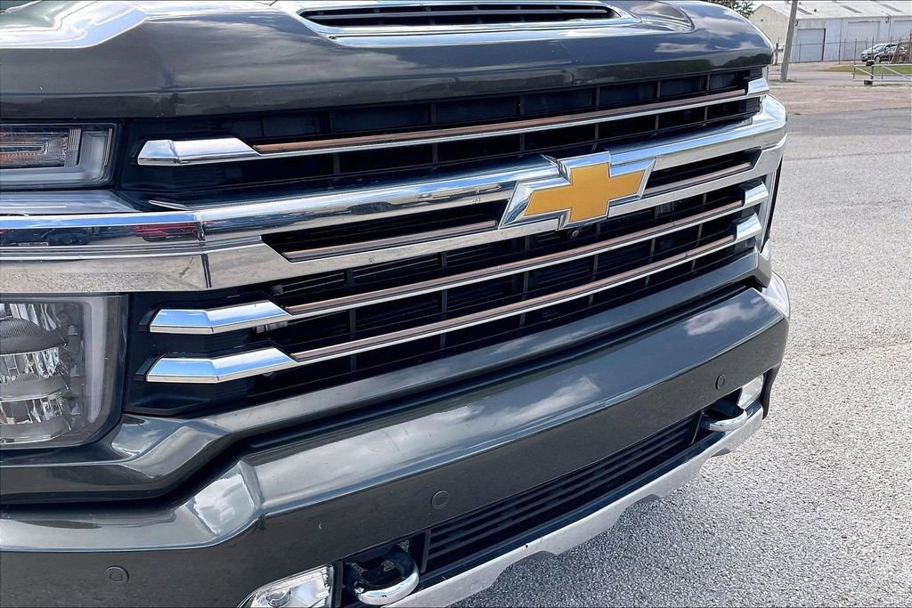 Used 2023 Chevrolet Silverado 3500 High Country w/ Z71 Off-Road Package AWD/4WD image 34