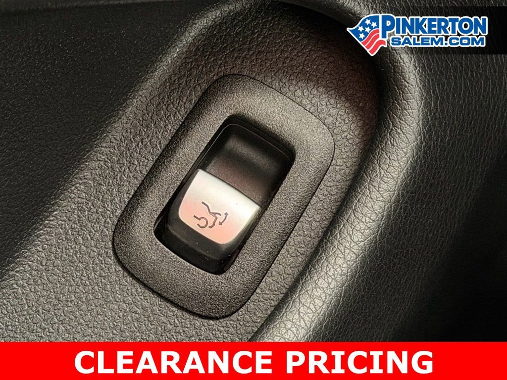 Used 2017 Mercedes-Benz C 300 4MATIC Coupe image 37