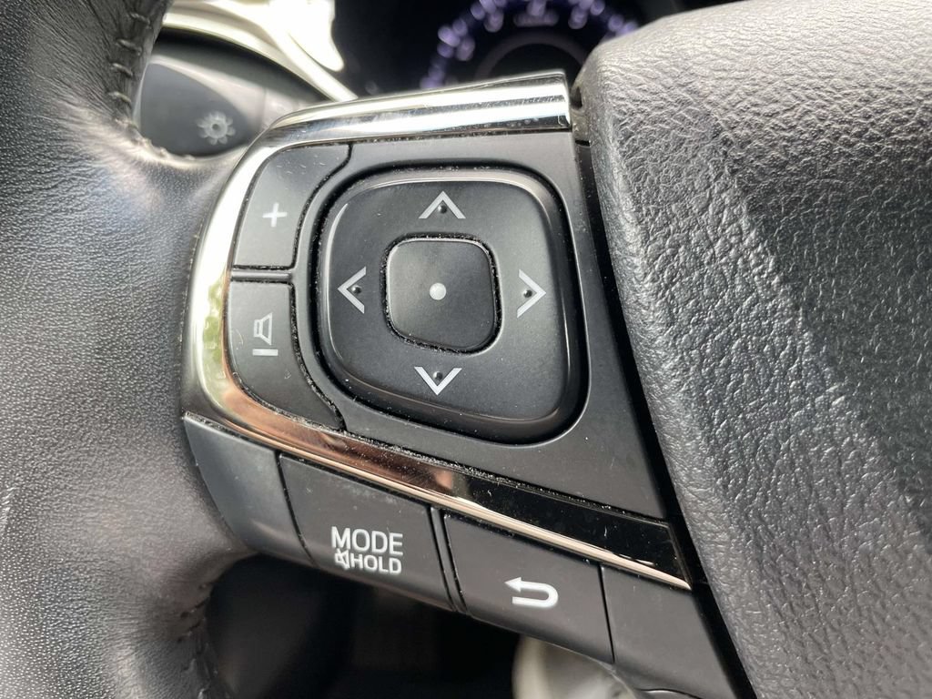 Used 2014 Toyota Avalon XLE Touring FWD image 16