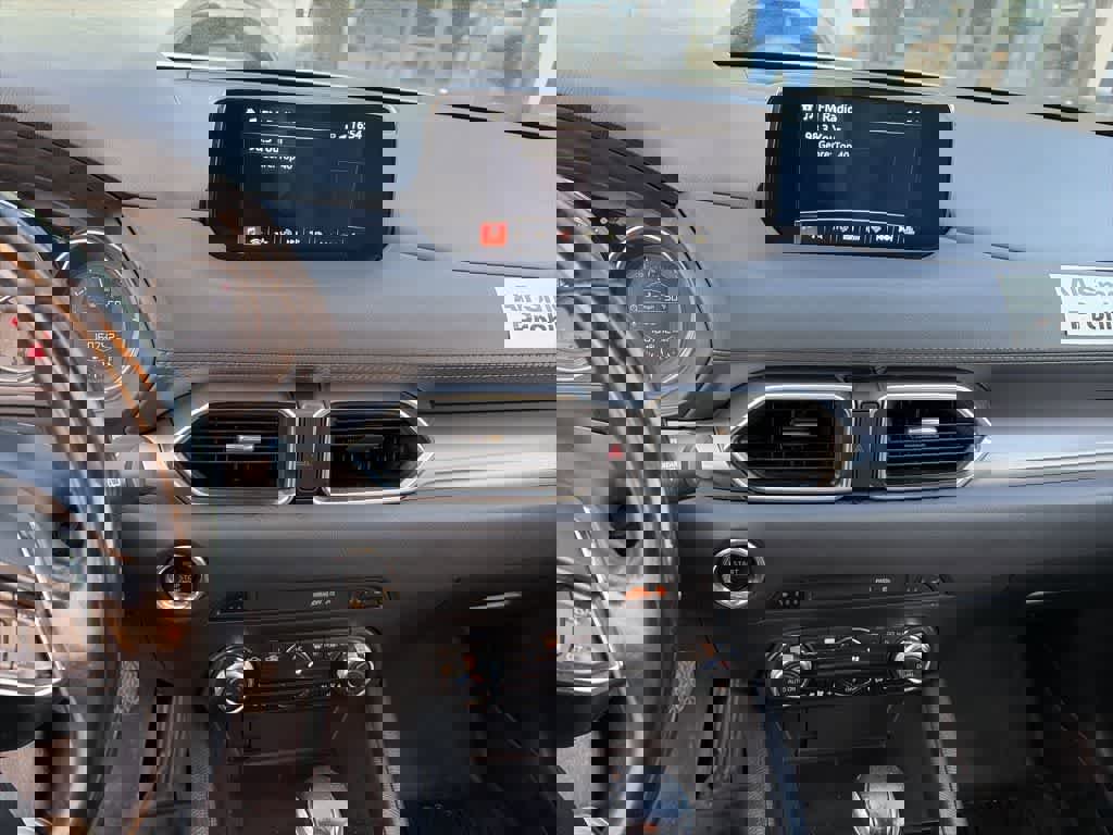 Used 2017 MAZDA CX-5 Touring w/ Preferred Equipment Package image 13