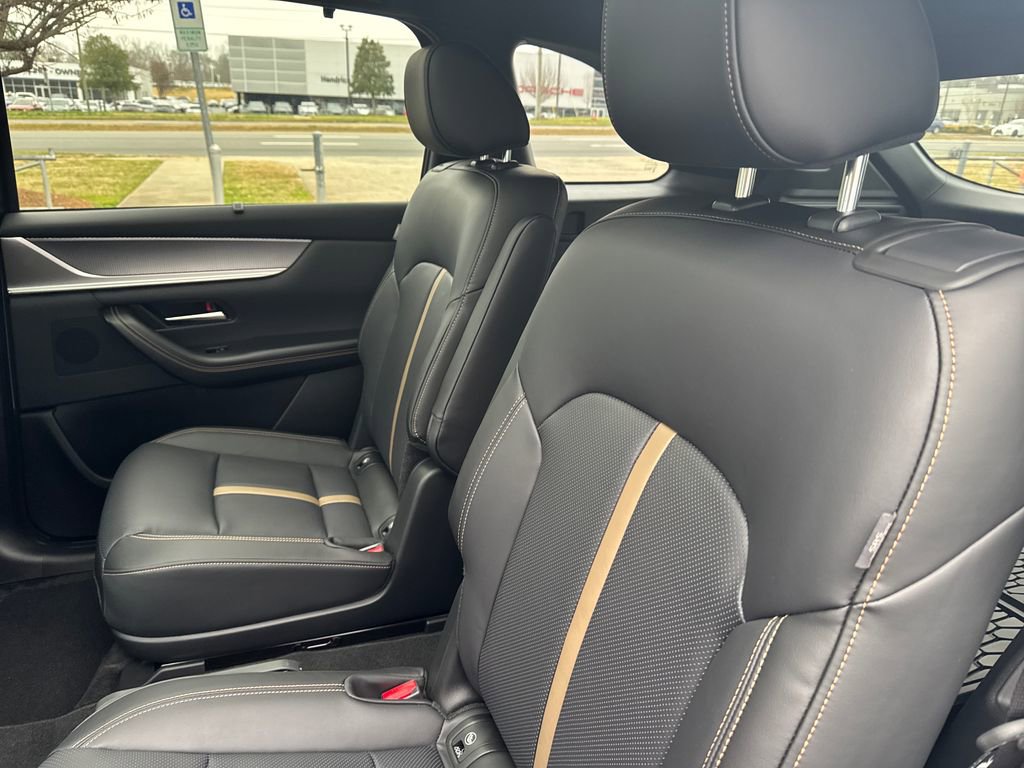 New 2025 MAZDA CX-90 Plug-In Hybrid w/ Premium Plus image 16