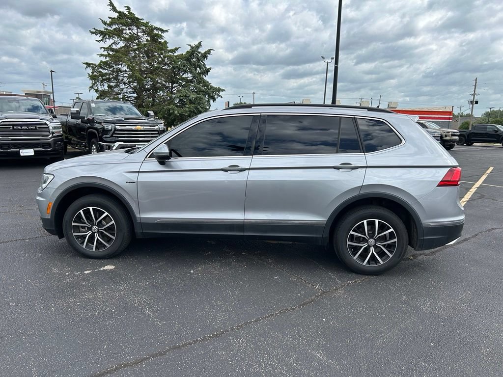 Used 2021 Volkswagen Tiguan SEL AWD/4WD image 6