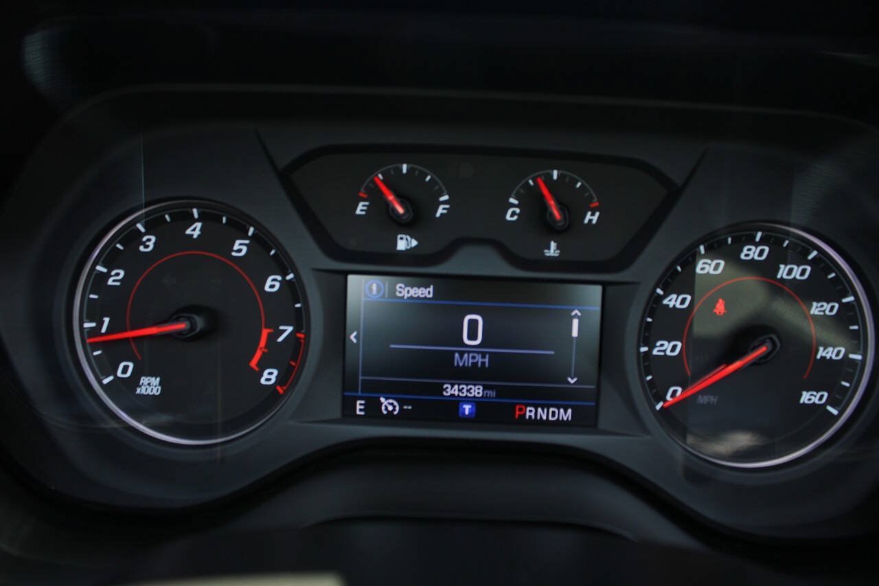 Used 2019 Chevrolet Camaro LT RWD image 13