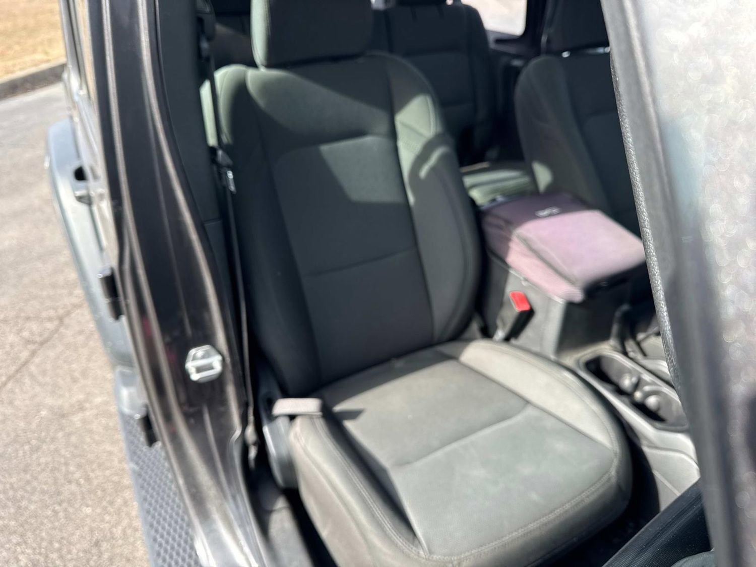 Used 2018 Jeep Wrangler Unlimited Sport image 22