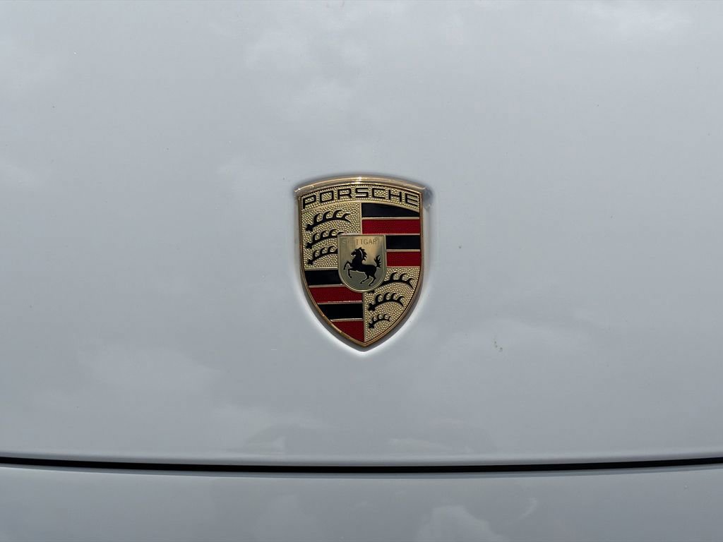 Used 2020 Porsche Cayenne Turbo image 10