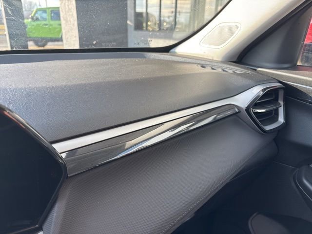 Used 2025 Chevrolet TrailBlazer LT image 25