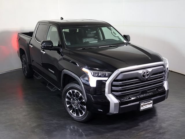 Used 2023 Toyota Tundra Limited AWD/4WD image 7