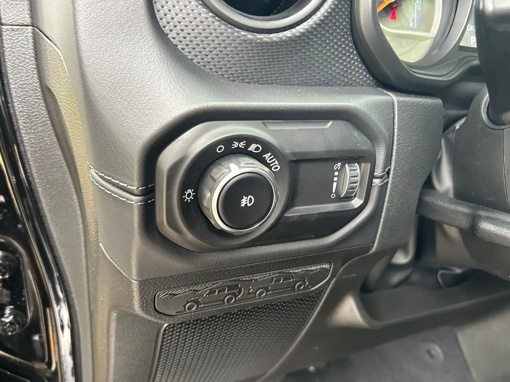 New 2026 Jeep Wrangler Unlimited Rubicon image 24