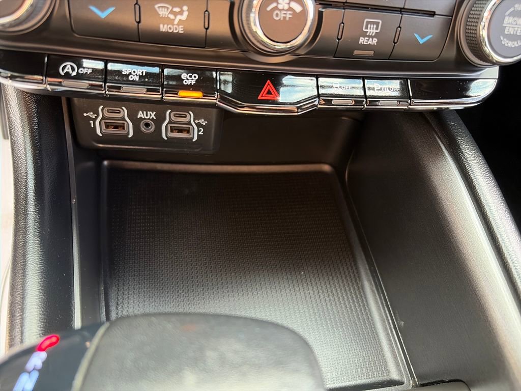 Used 2021 Dodge Durango SXT AWD/4WD image 21