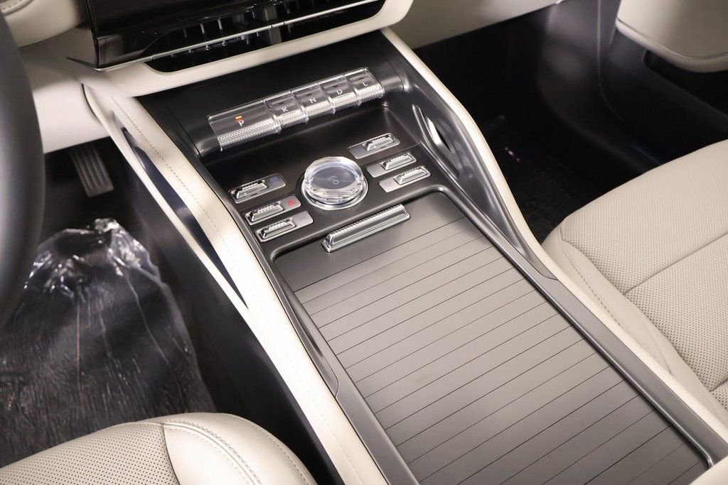 New 2026 Lincoln Nautilus Premier w/ Equipment Group 102A image 8