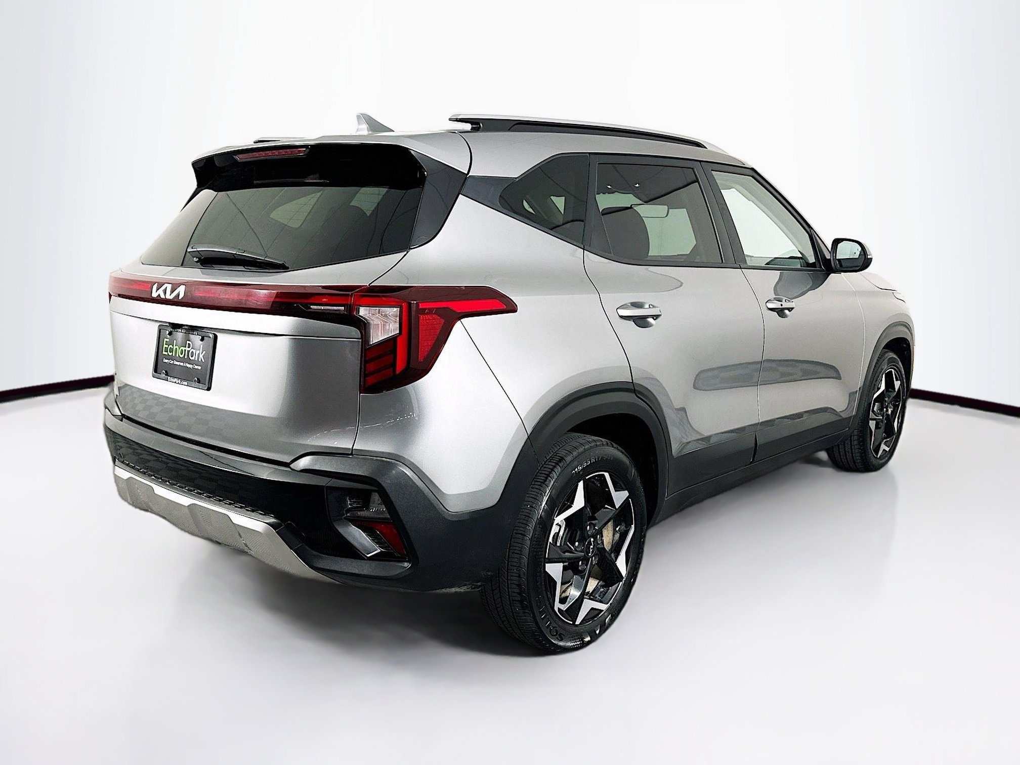 Used 2025 Kia Seltos S image 9