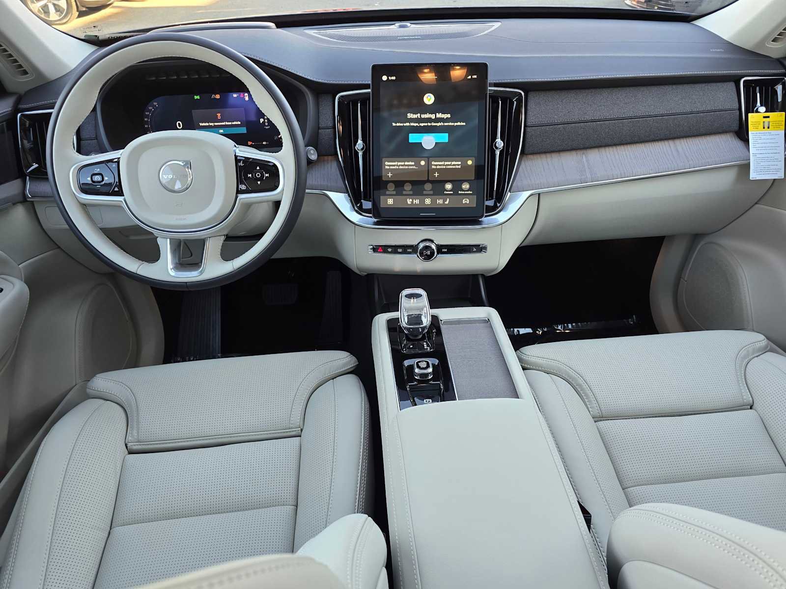 New 2026 Volvo XC90 B6 Ultra w/ Protection Package image 18