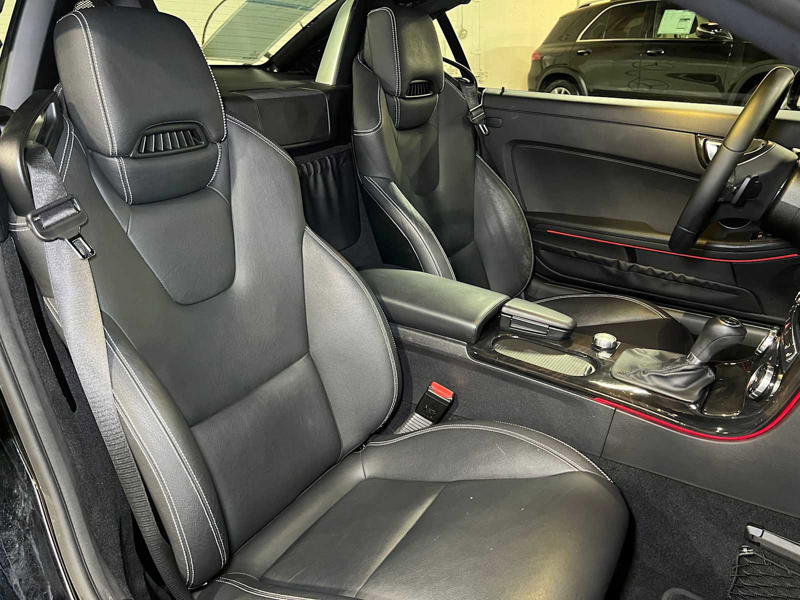 Used 2015 Mercedes-Benz SLK 350 image 13