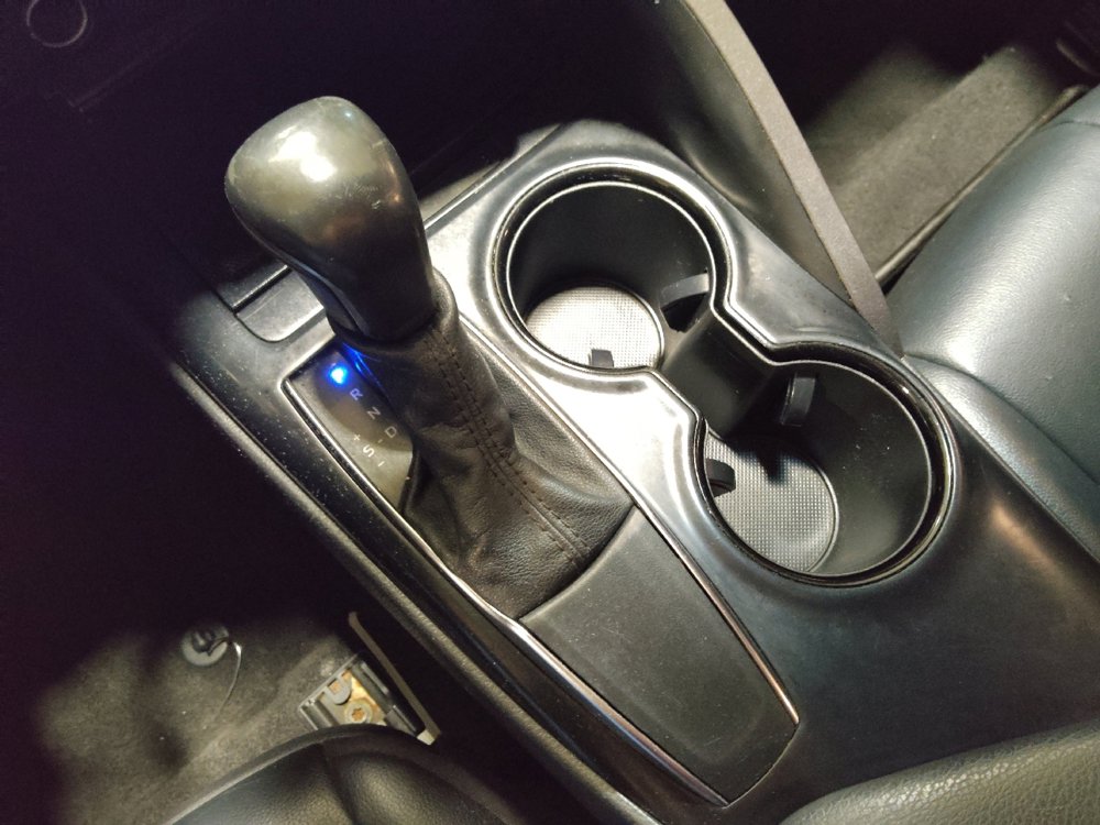 Used 2020 Toyota Camry SE image 26