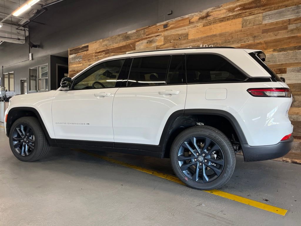 New 2026 Jeep Grand Cherokee Limited AWD/4WD image 20