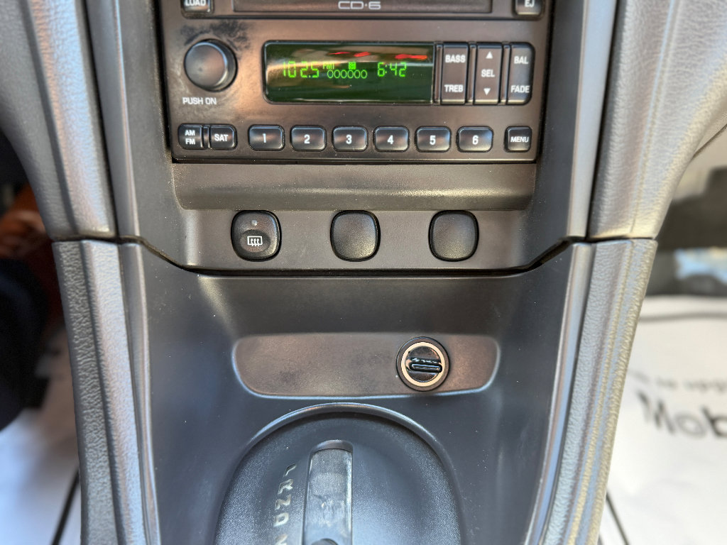 Used 2004 Ford Mustang Premium RWD image 7