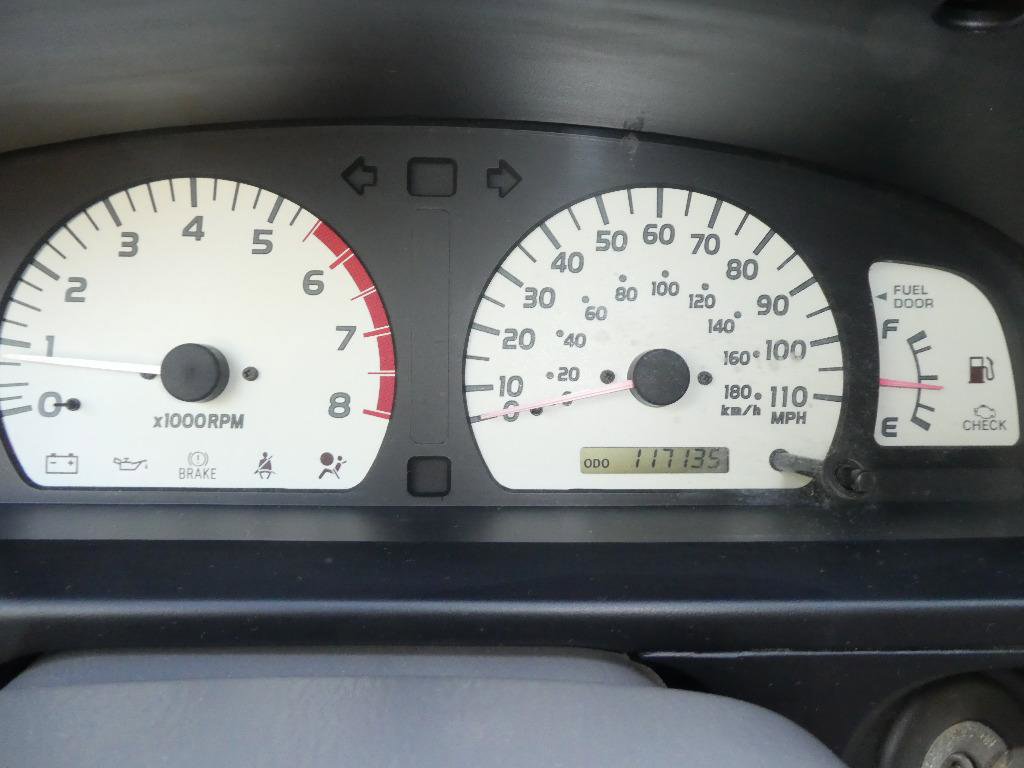 Used 2002 Toyota Tacoma PreRunner RWD image 3