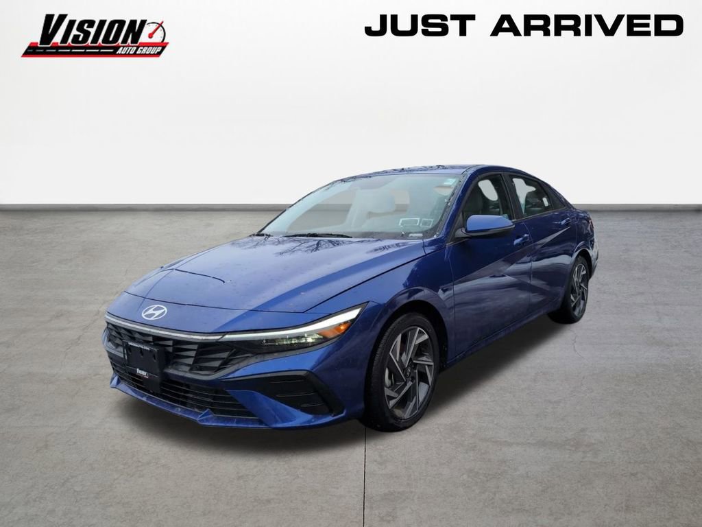 Used 2025 Hyundai Elantra Limited 360° Tour