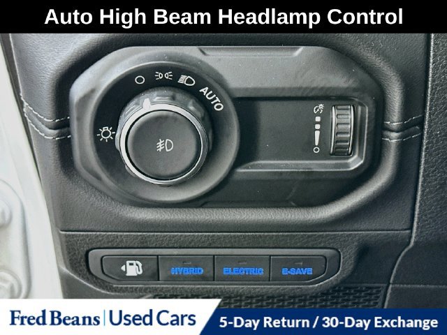 Used 2024 Jeep Wrangler Unlimited Sahara w/ Safety Group AWD/4WD image 15