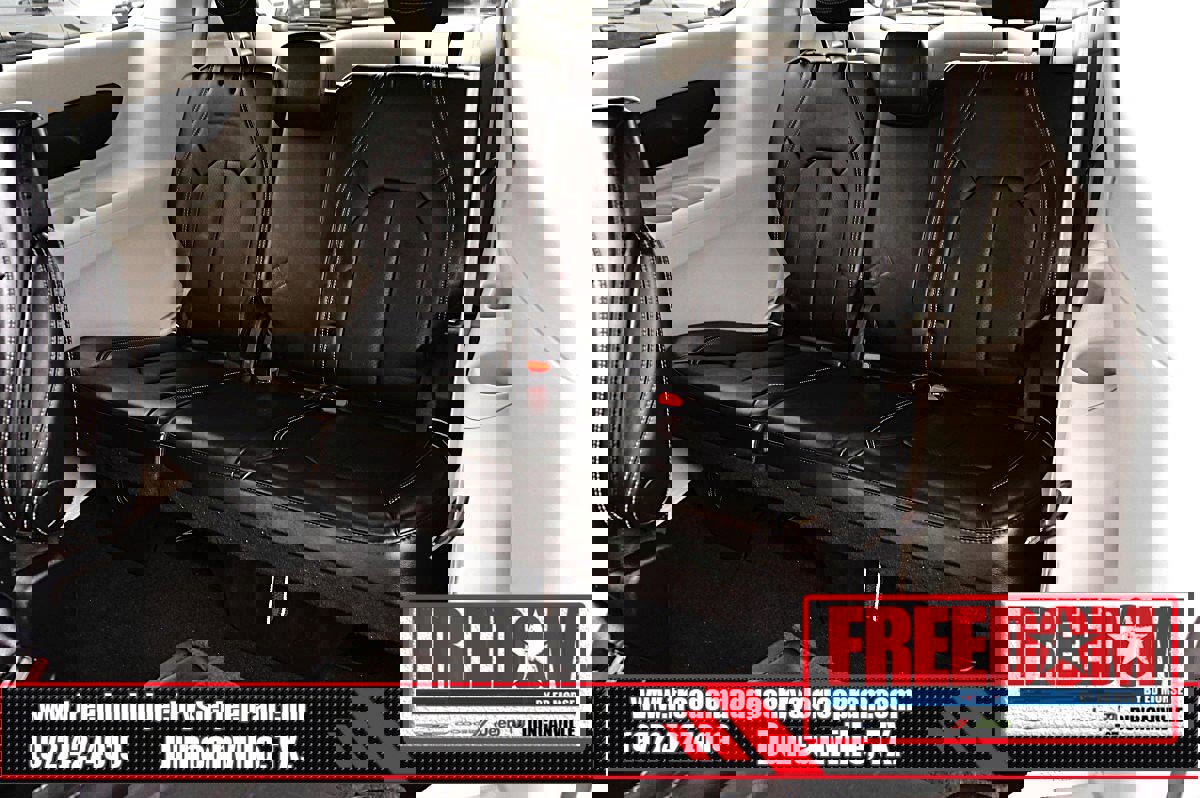 Certified 2024 Chrysler Pacifica Touring-L image 14