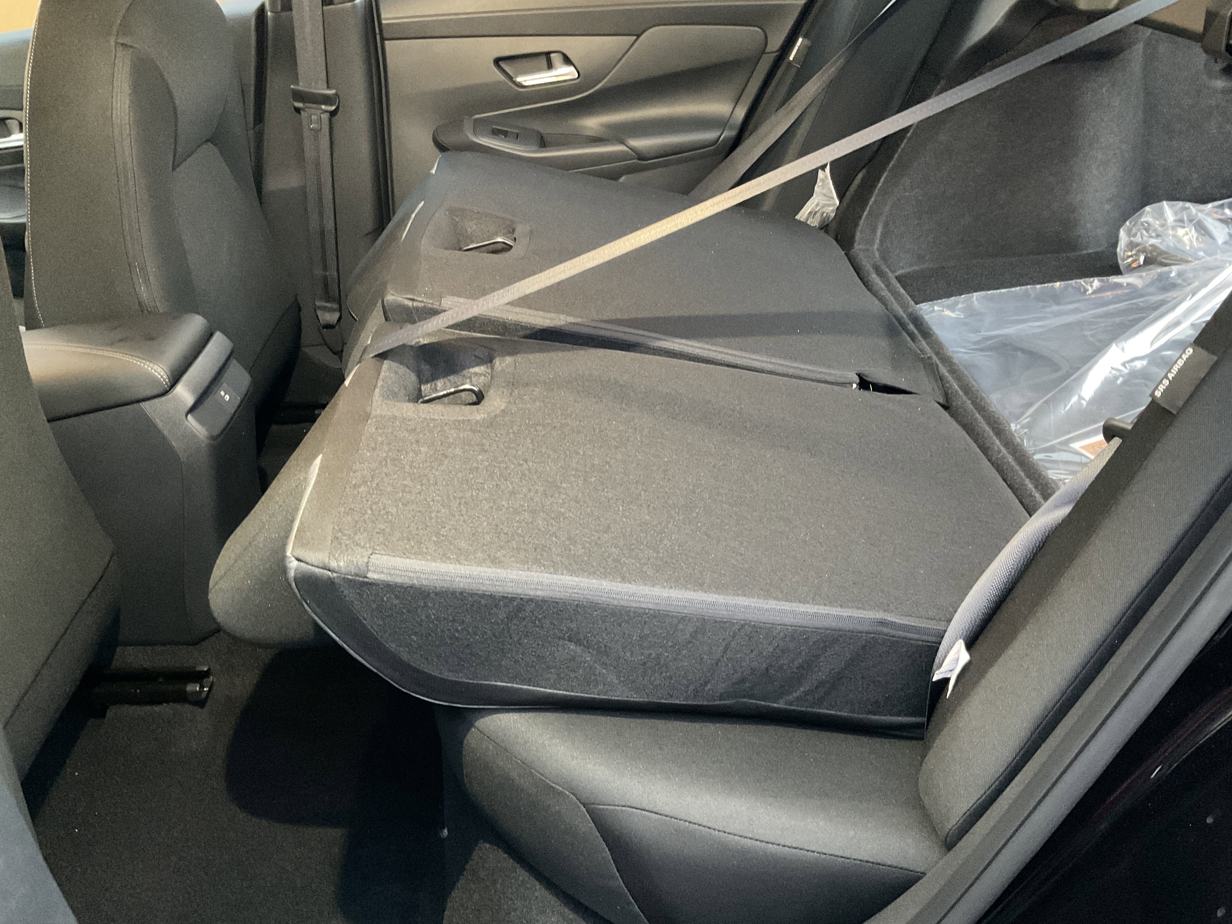 Used 2026 Nissan Sentra SV w/ Floor Mat Package image 32