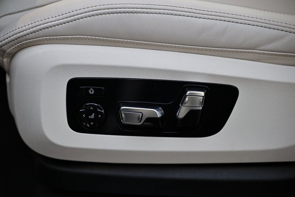 New 2026 BMW X5 xDrive40i w/ M Sport Package image 23