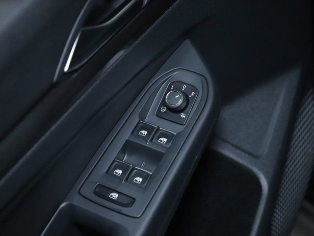 Used 2024 Volkswagen GTI SE FWD image 16
