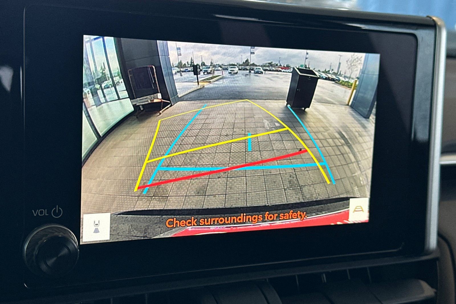 Used 2025 Toyota RAV4 LE image 28